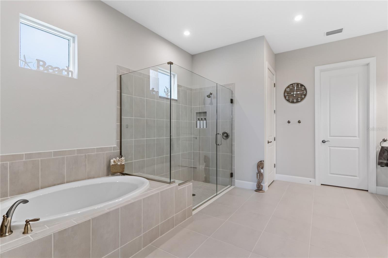 AZARIO ESPLANADE PH II SUBPH A,B & C - Residential