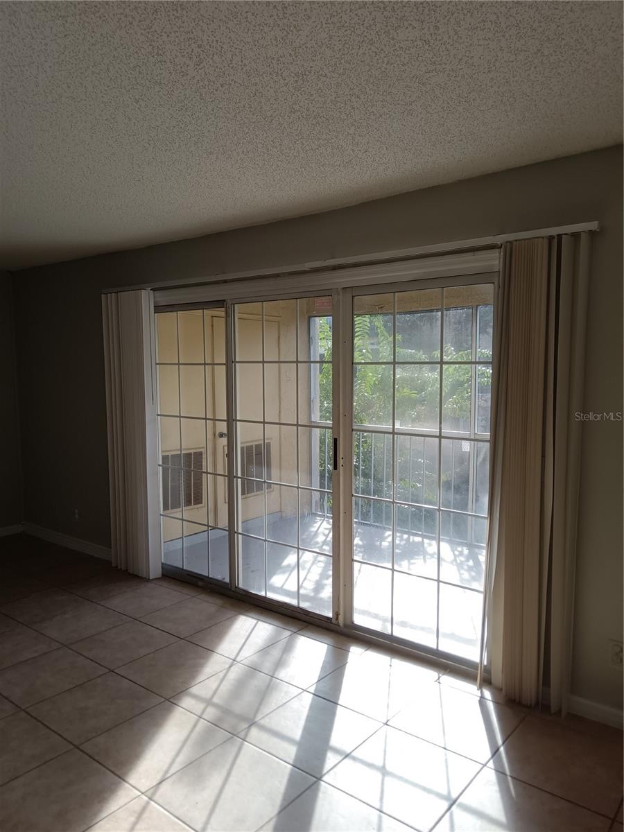 CYPRESS POINTE/LK ORLANDO - Residential Lease