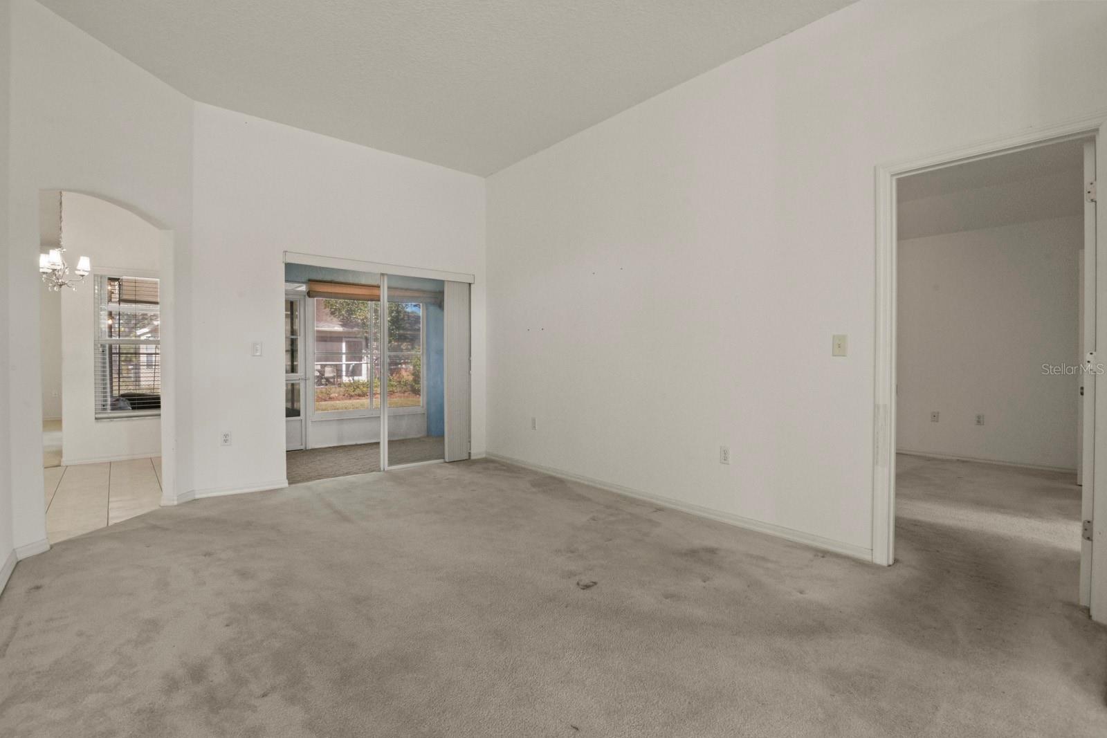 REGAL OAKS - Residential