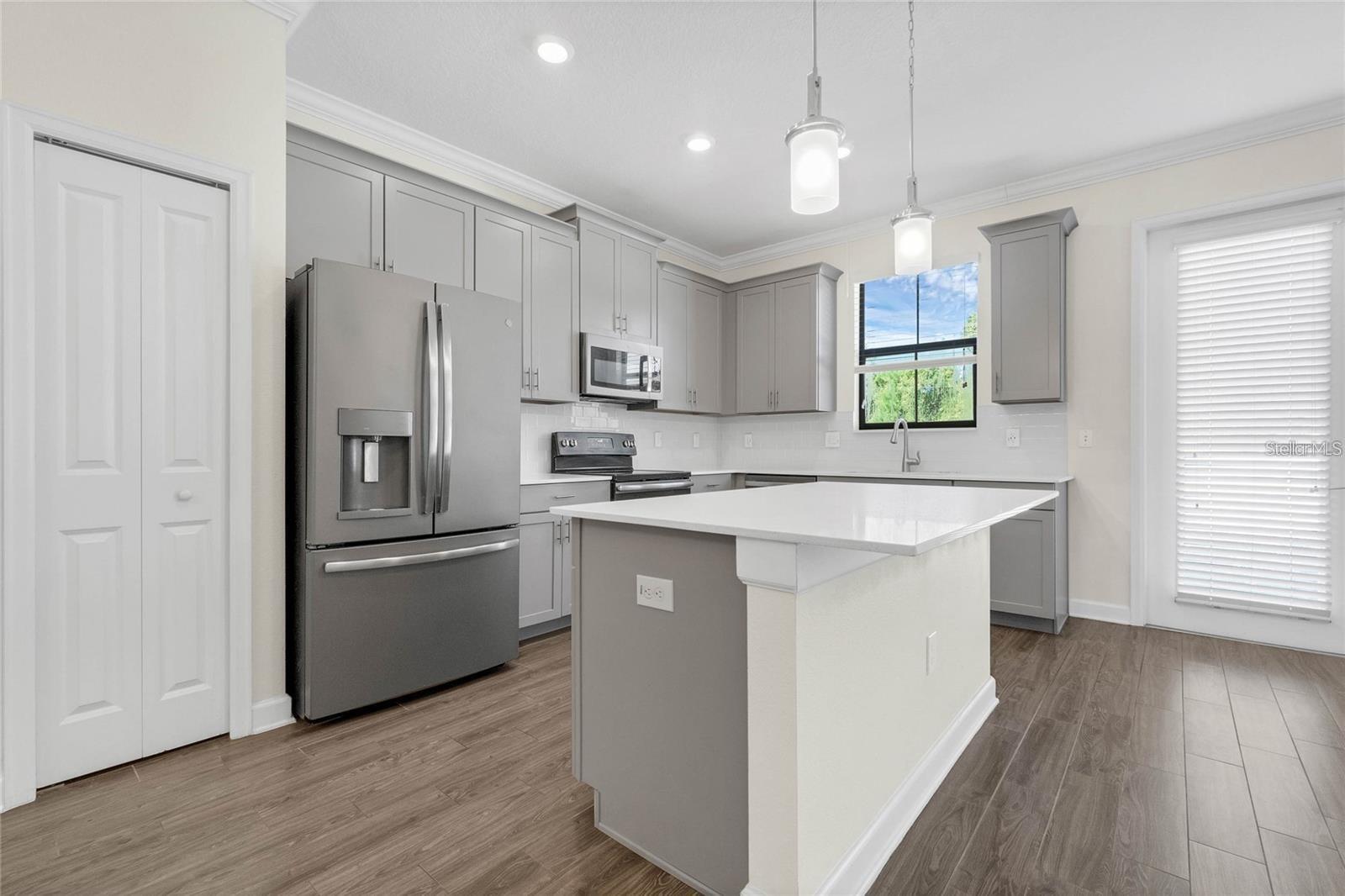 11258 WHISTLING PINE WAY