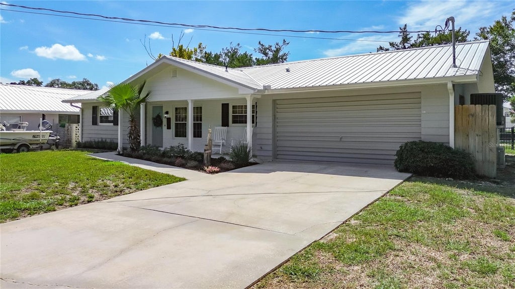 Photo of 1930 NW 19th Street, Crystal River, FL 34428 (MLS # O6446327)
