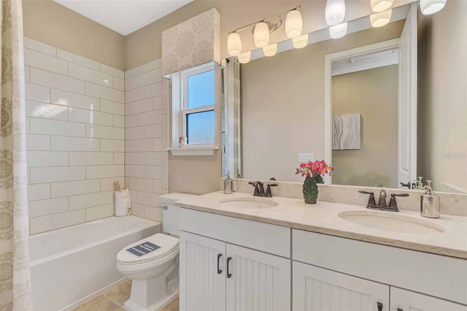 SKY RANCH - Residential