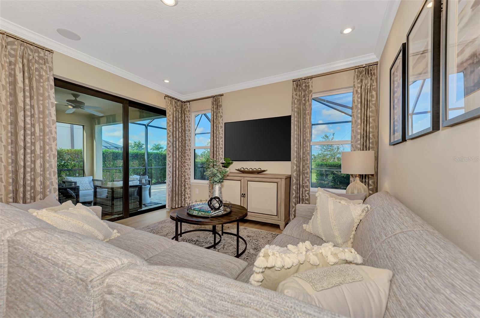 SKY RANCH - Residential