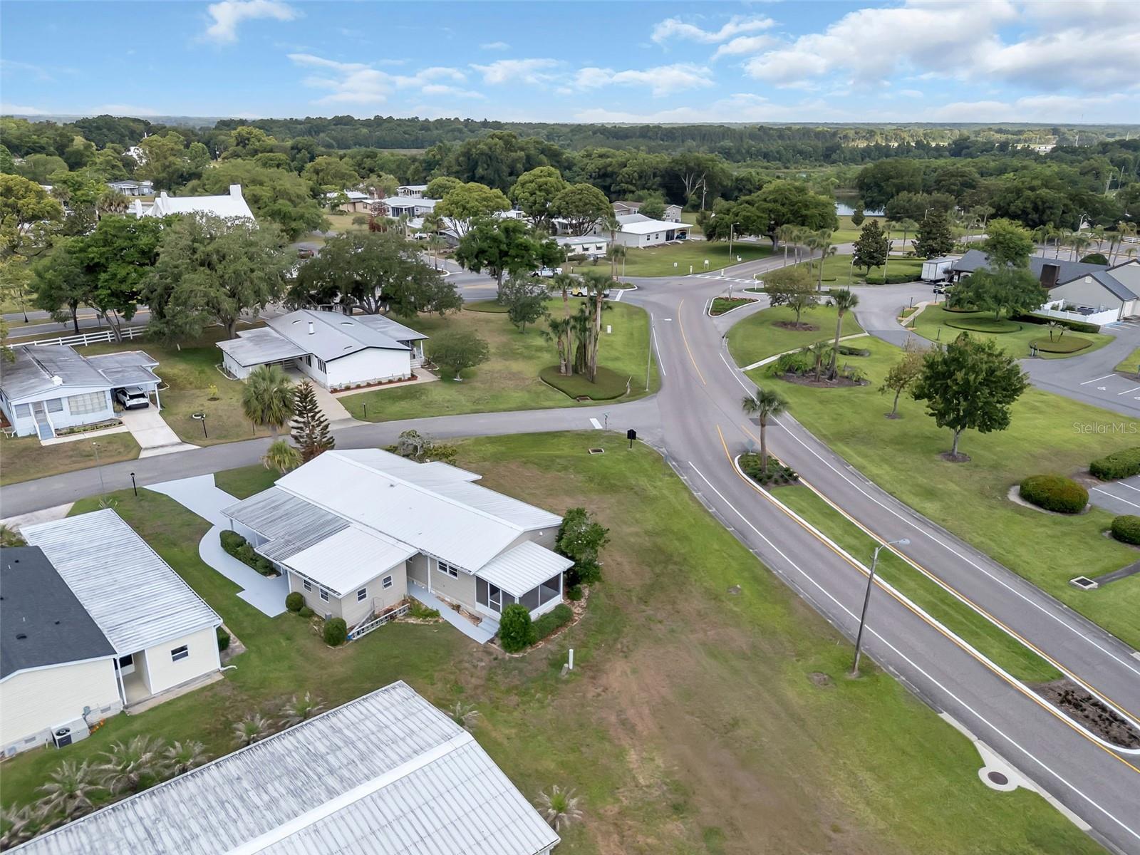 ZELLWOOD - Residential