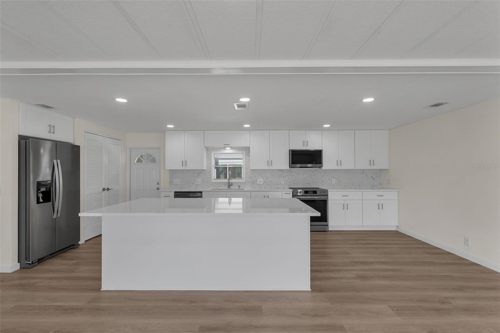 ZELLWOOD - Residential