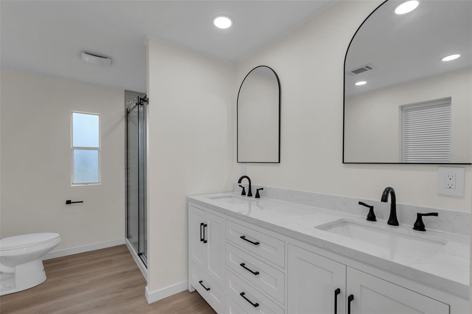 ZELLWOOD - Residential