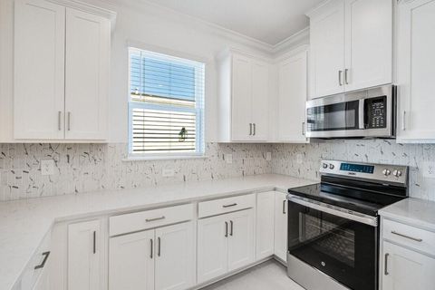 A home in PORT CHARLOTTE