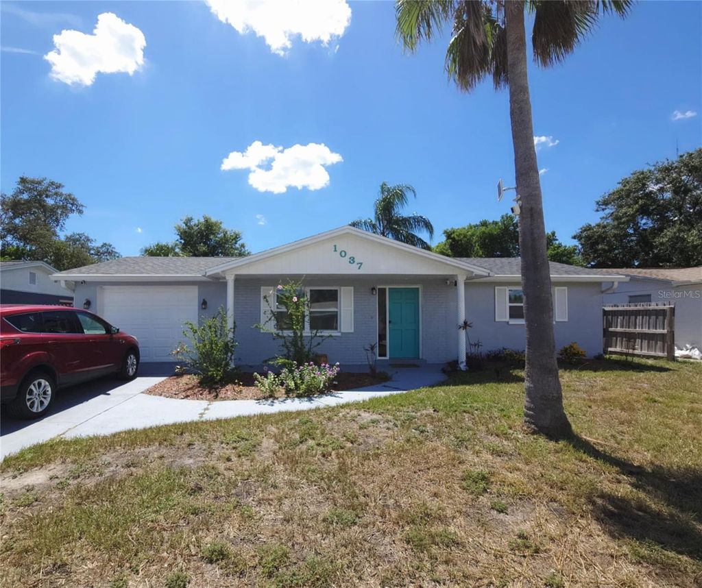 Photo of 1037 Chelsea Lane, Holiday, FL 34691 (MLS # W7877564)