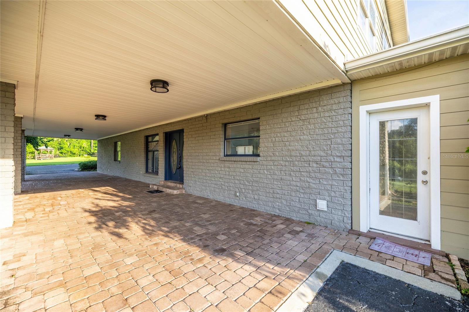2401 SE 26TH STREET