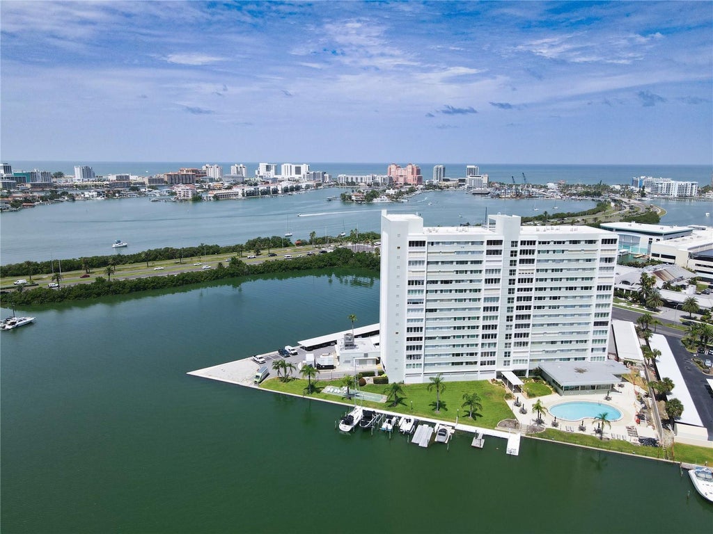 Photo of 31 Island Way #505, Clearwater Beach, FL 33767 (MLS # S5153920)