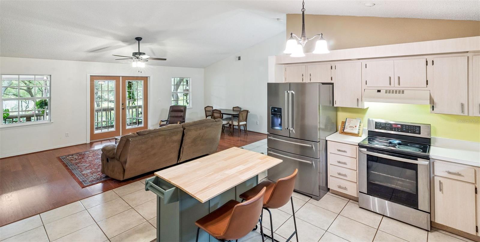 HACIENDA HILL SUB - Residential