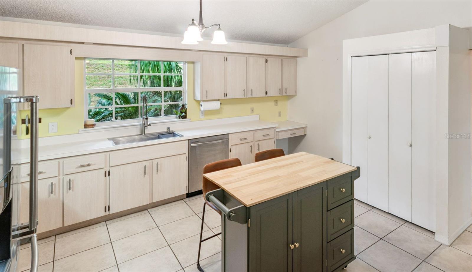 HACIENDA HILL SUB - Residential