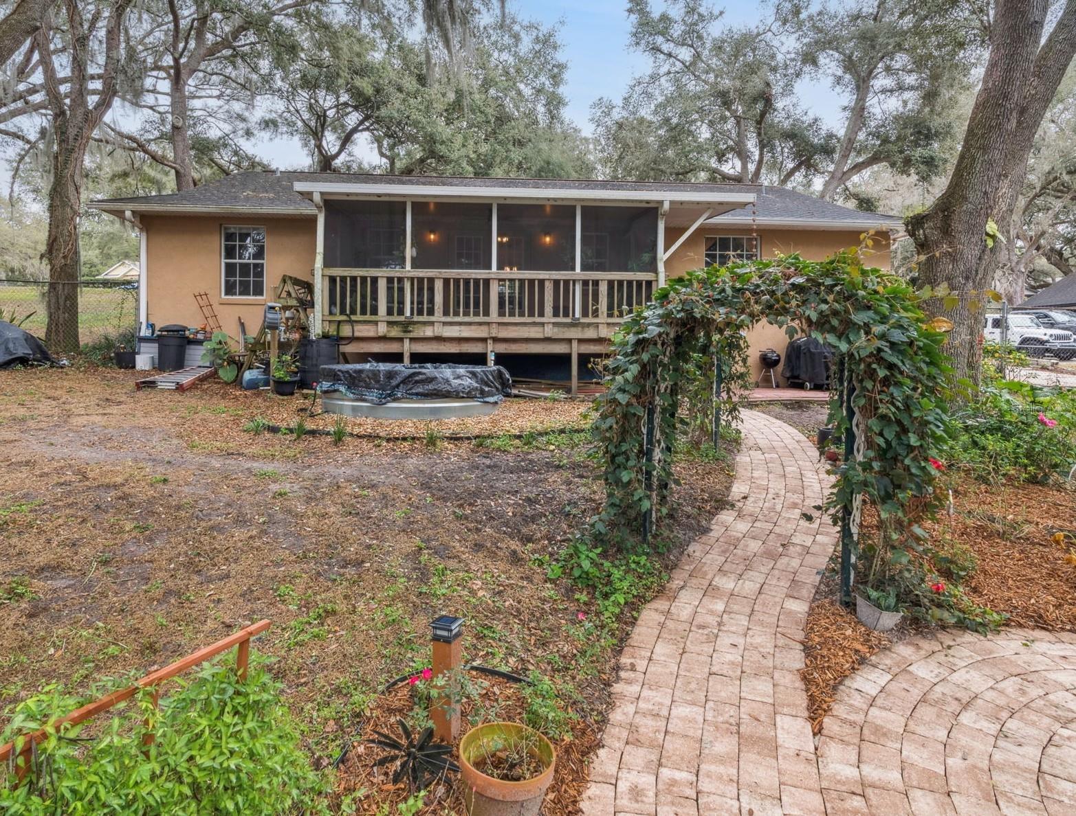 HACIENDA HILL SUB - Residential