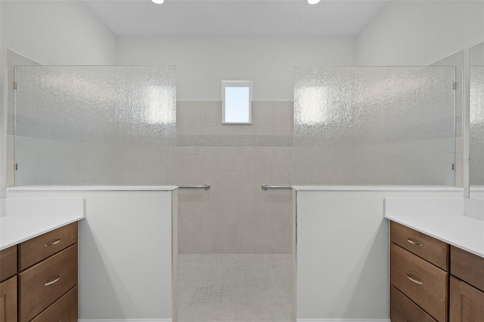 HARBOR HILLS - Residential