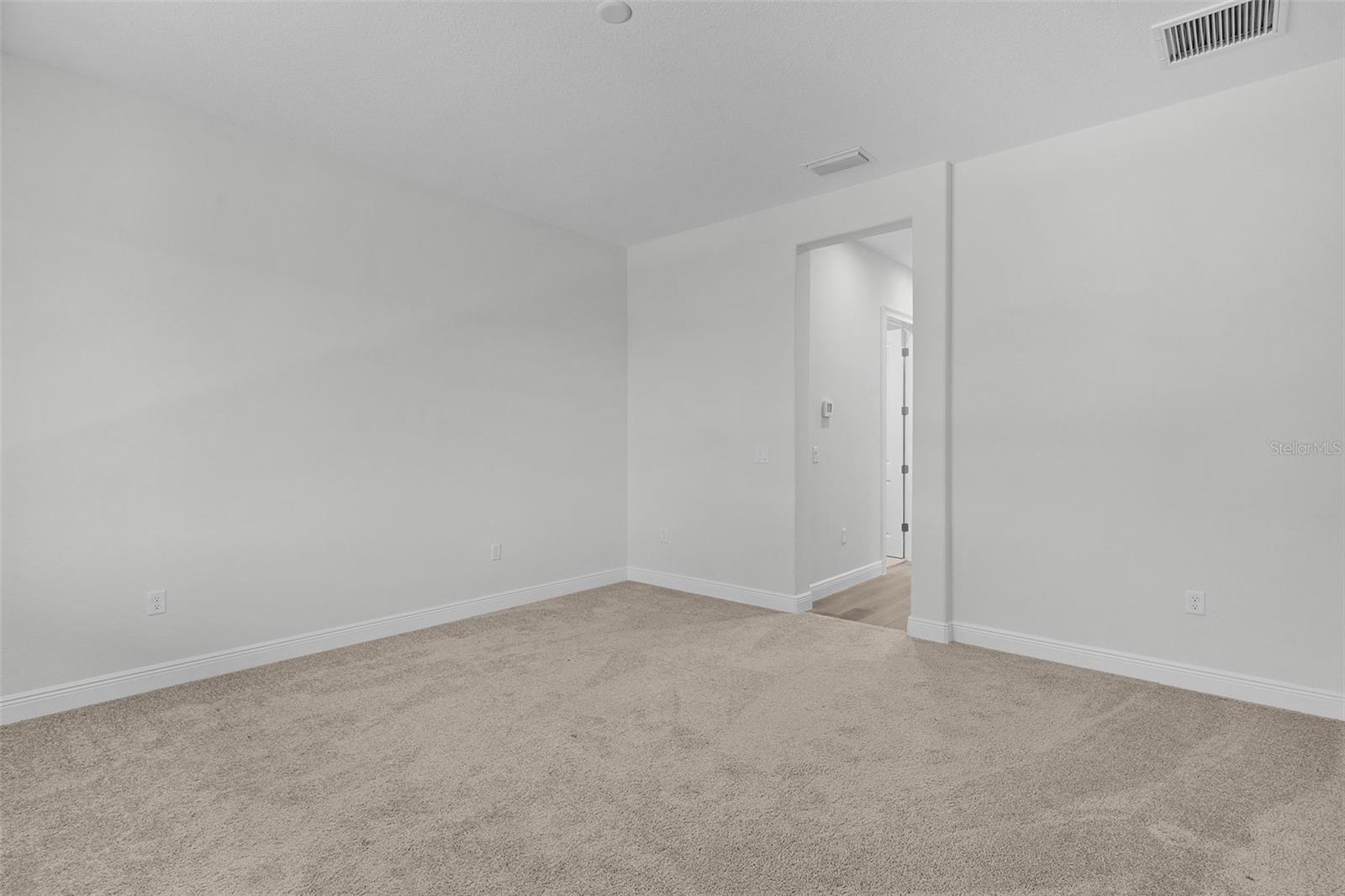 HARBOR HILLS - Residential