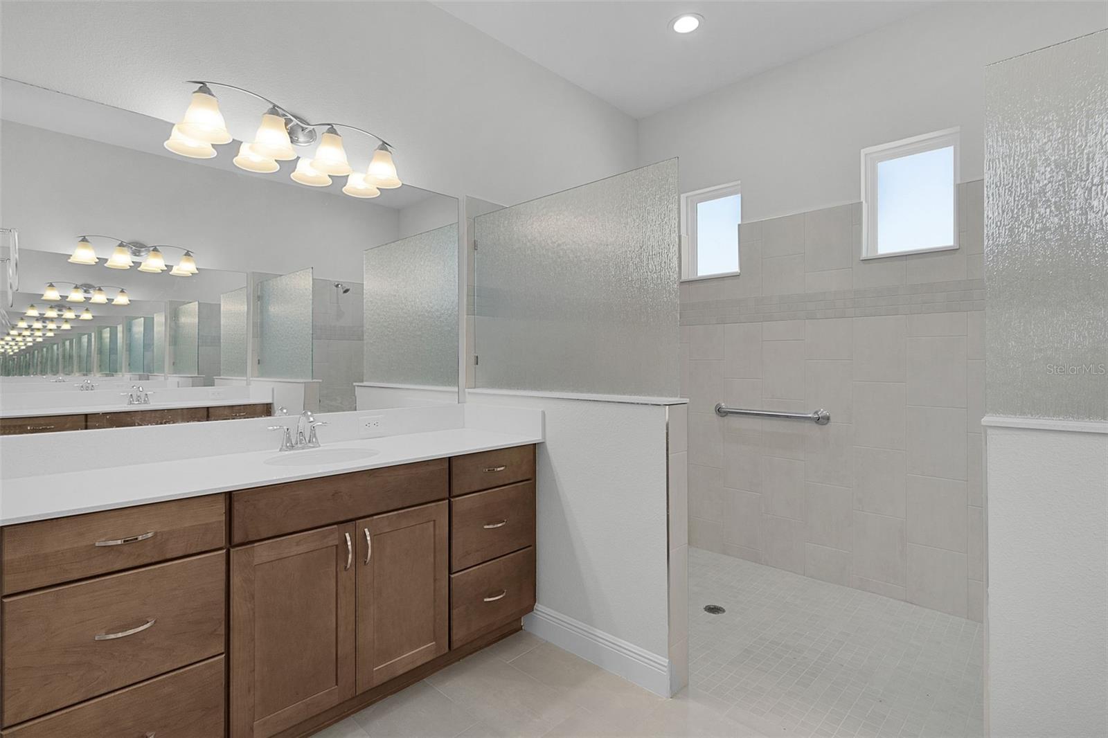 HARBOR HILLS - Residential