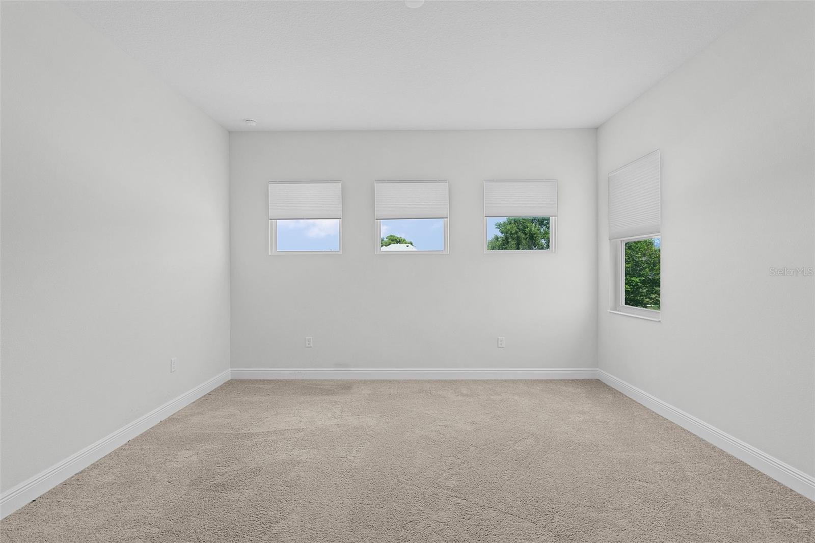 HARBOR HILLS - Residential