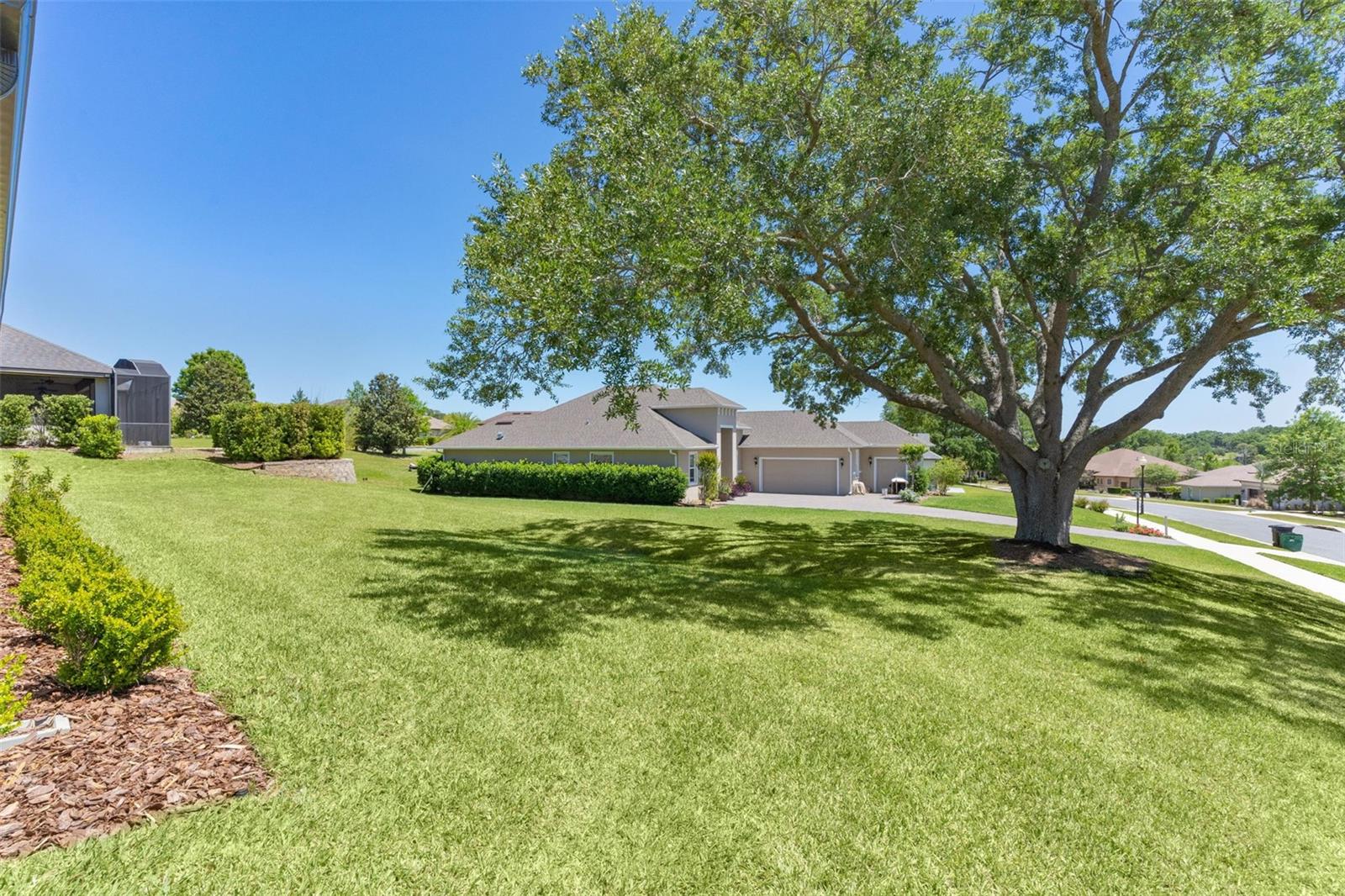 HARBOR HILLS - Residential