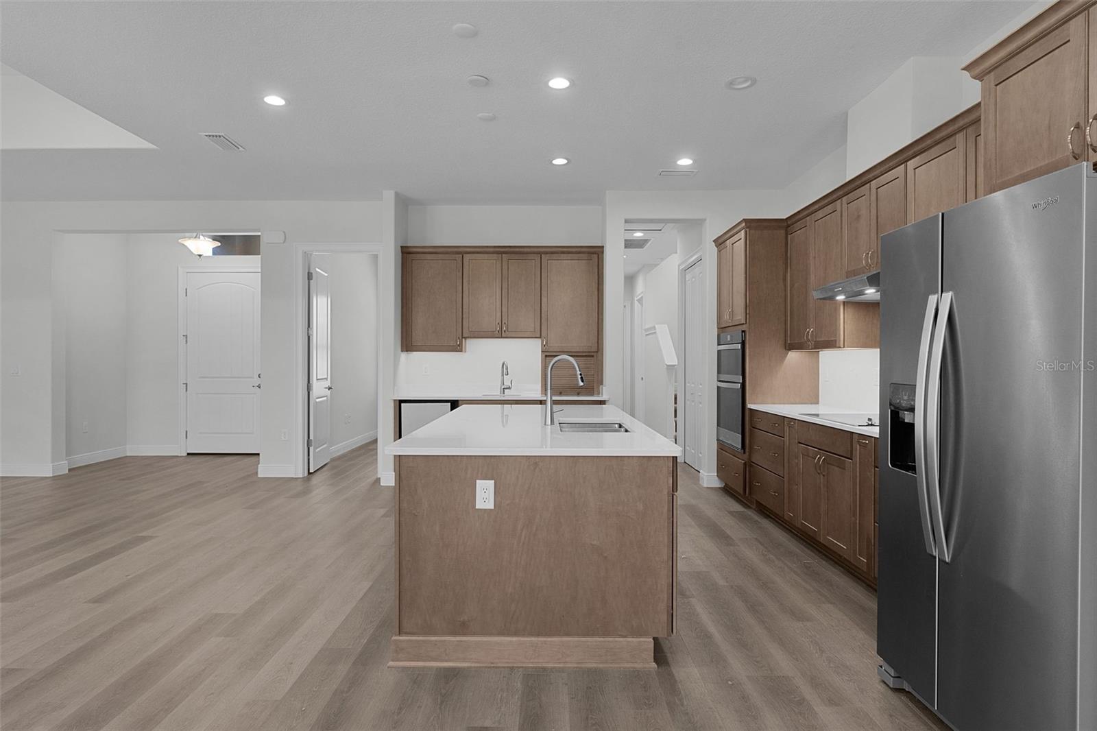 HARBOR HILLS - Residential