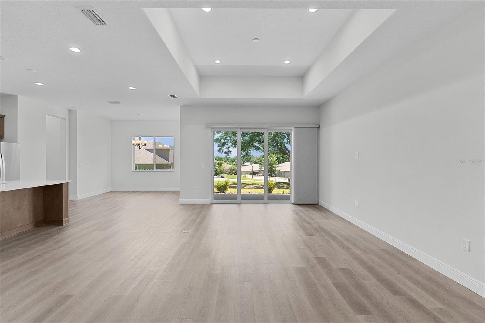 HARBOR HILLS - Residential