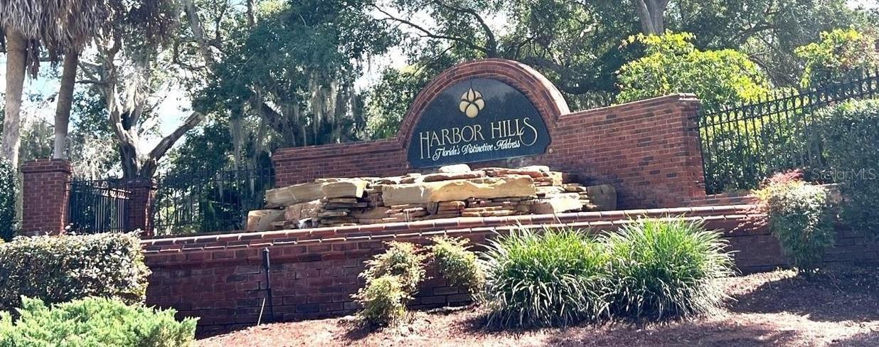 HARBOR HILLS - Residential