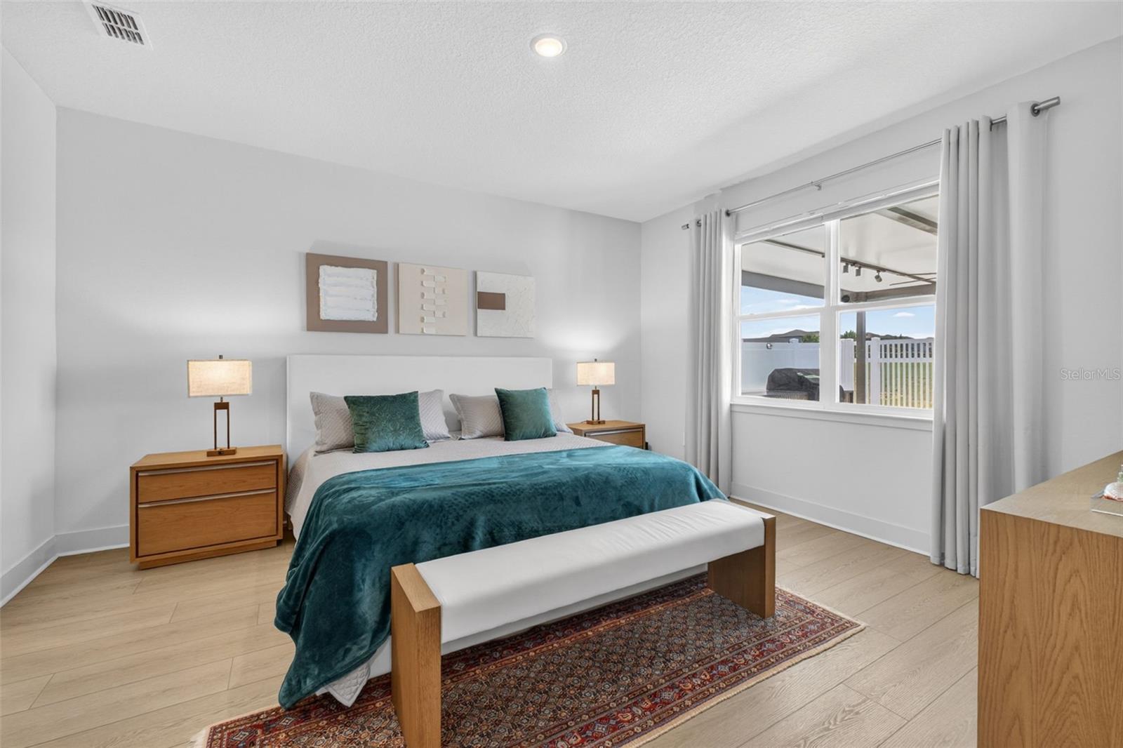 SUMMERLAKE RESERVE - Residential