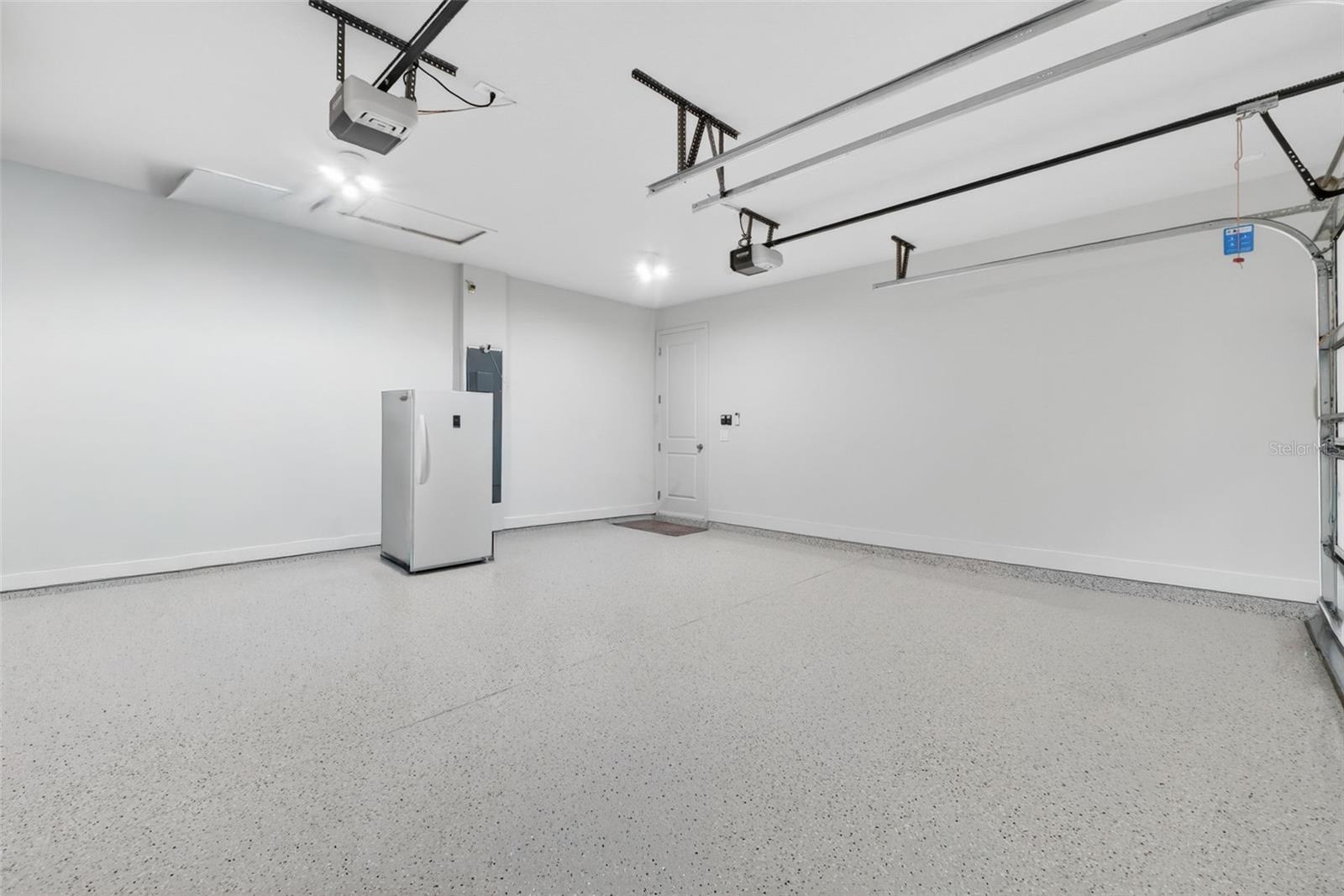 SUMMERLAKE RESERVE - Residential