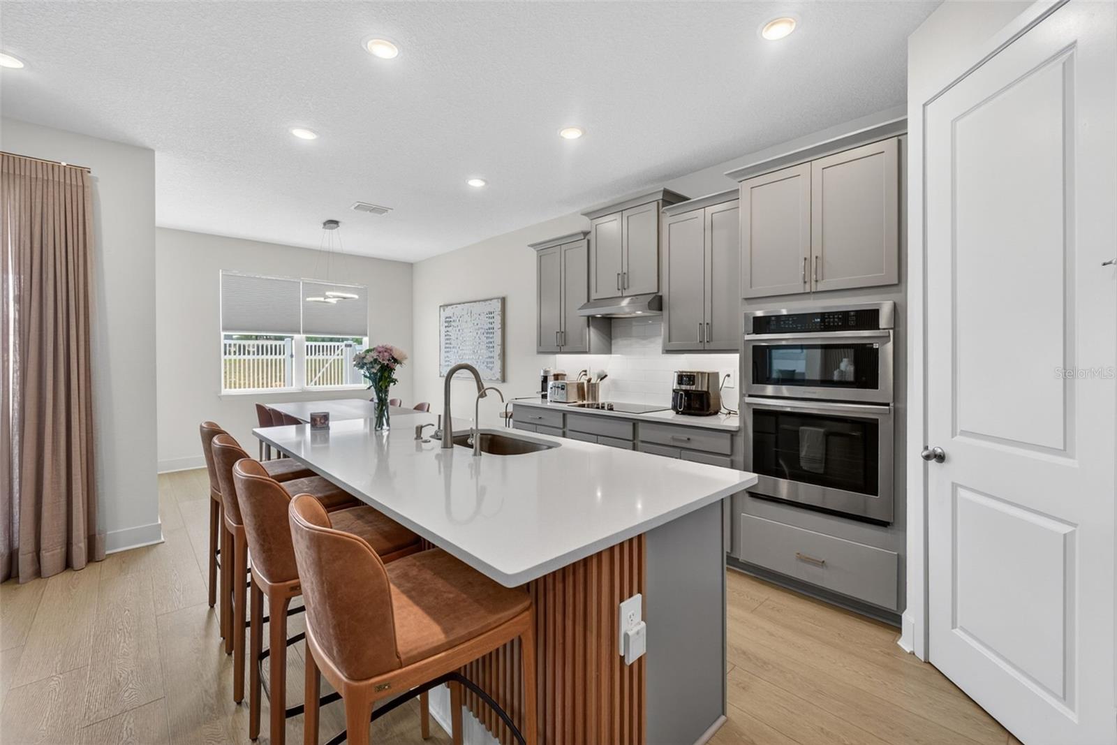 SUMMERLAKE RESERVE - Residential