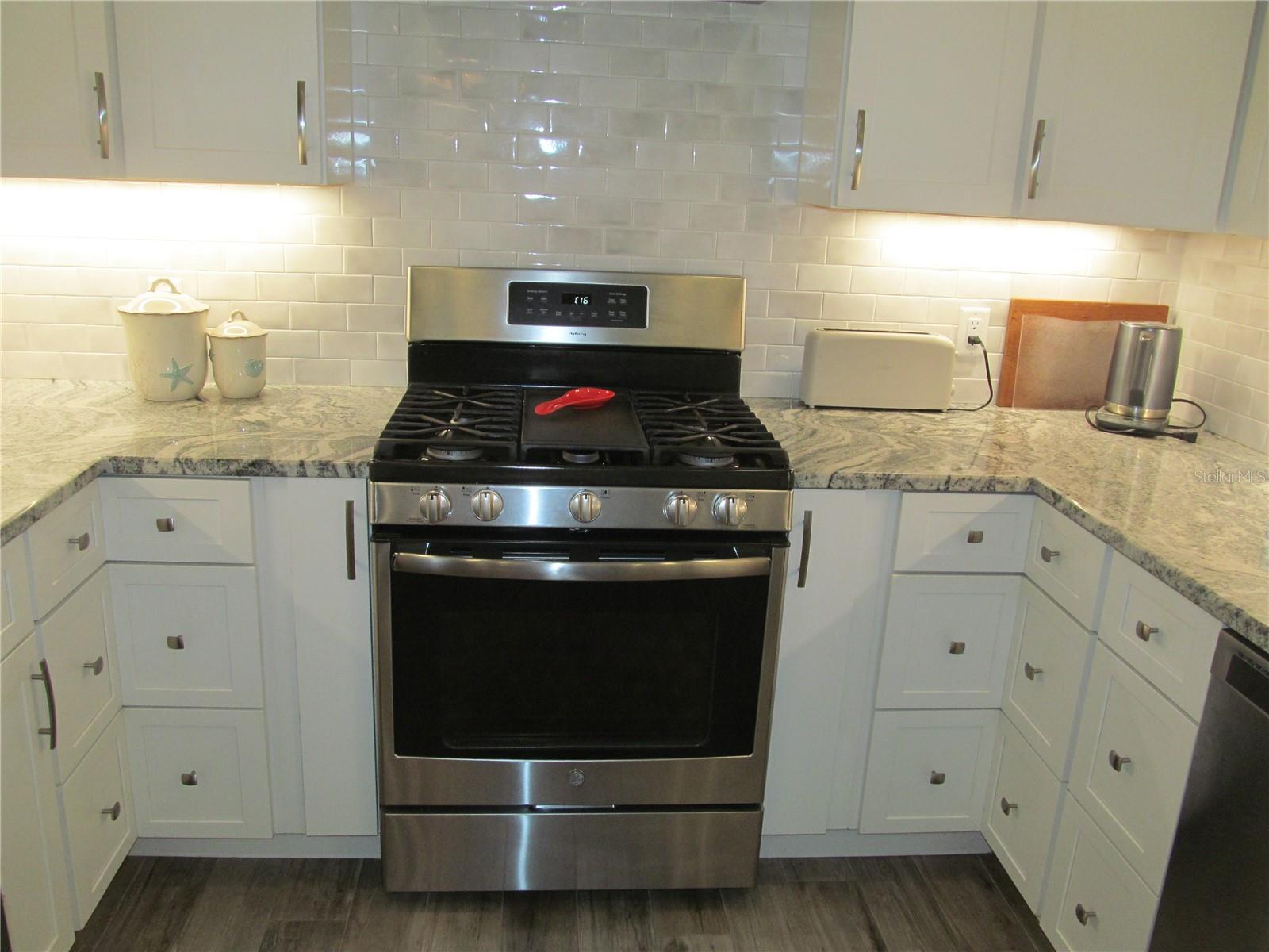 VENEZIA PARK REP - Residential