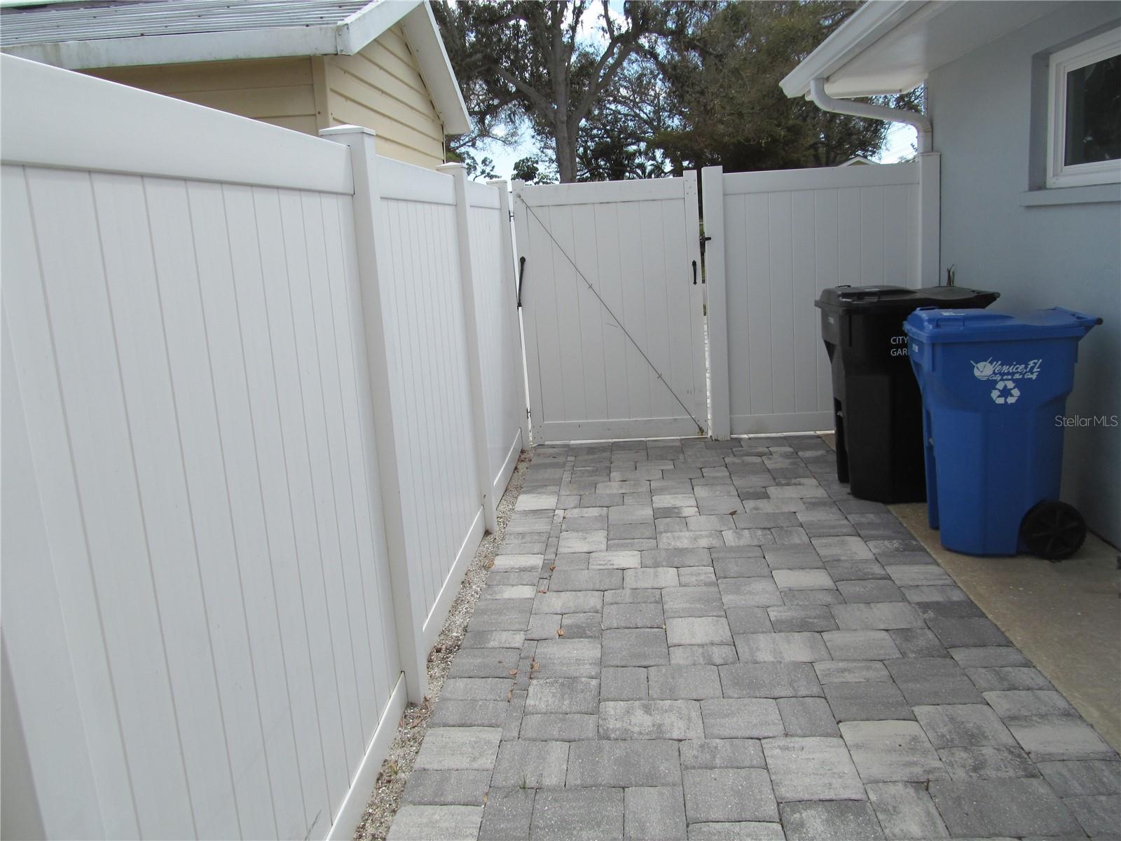 VENEZIA PARK REP - Residential