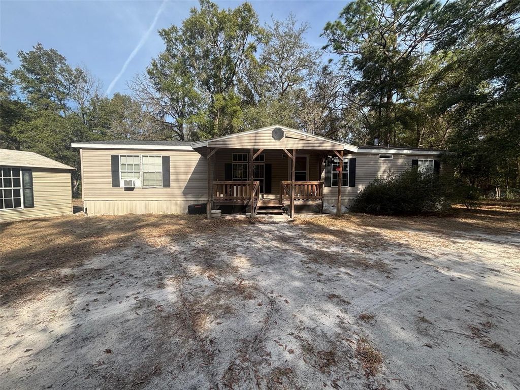 Photo of 595 SW Trenton Terrace, Fort White, FL 32038 (MLS # GC536760)