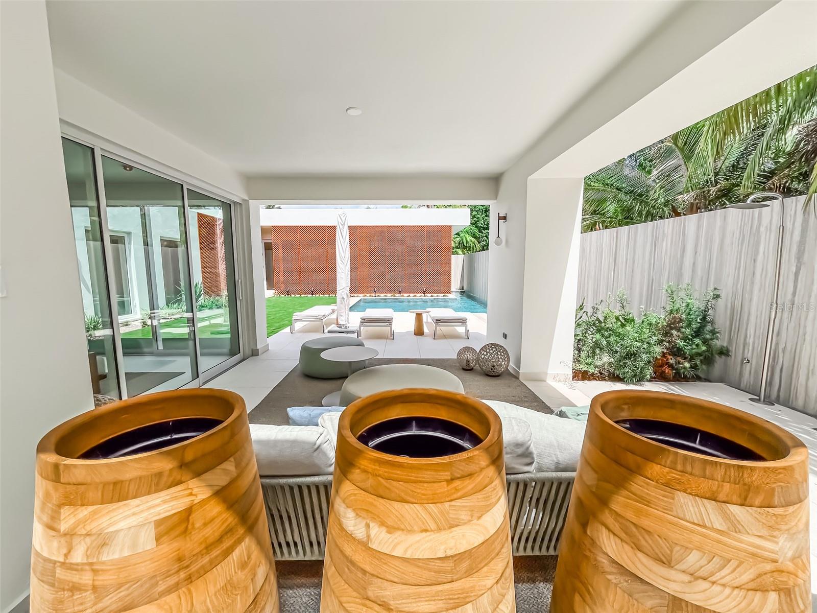 DORADO BEACH EAST - Residential