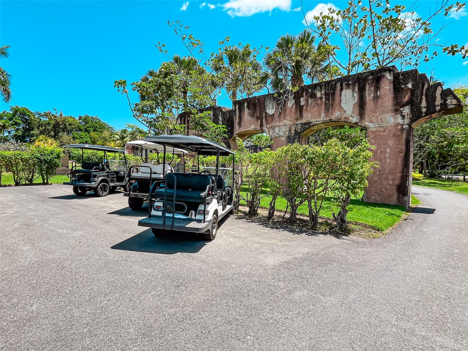 DORADO BEACH EAST - Residential