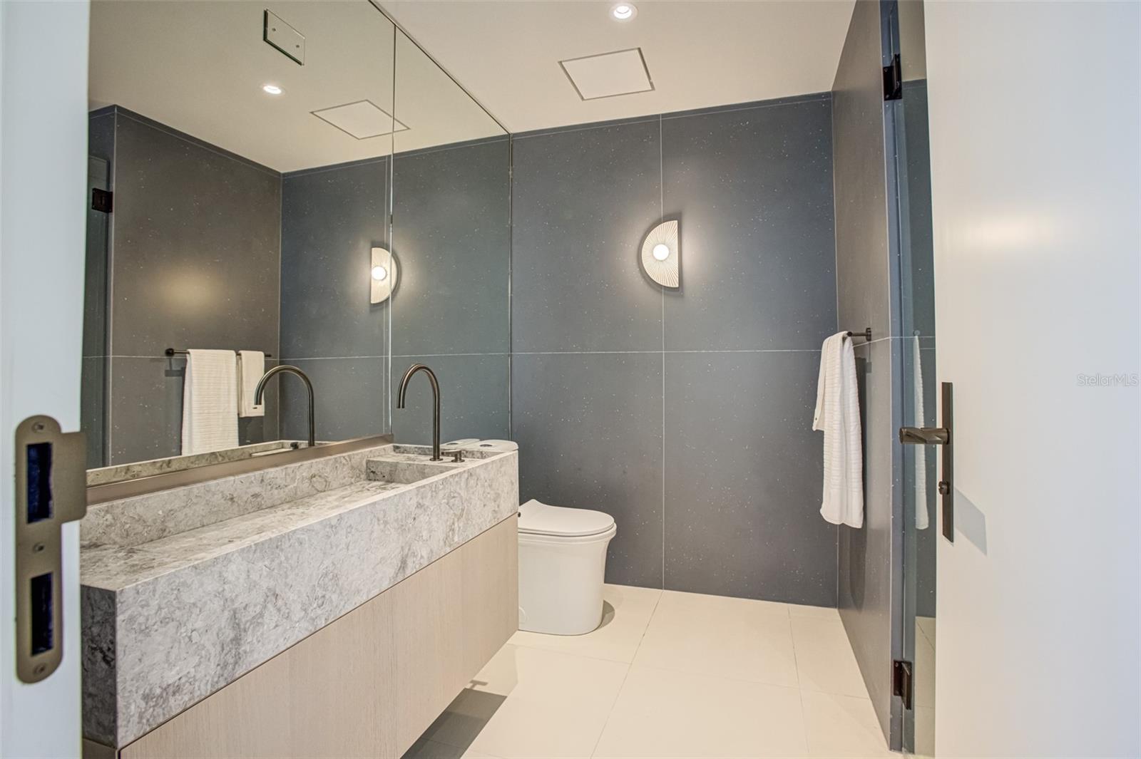 DORADO BEACH EAST - Residential