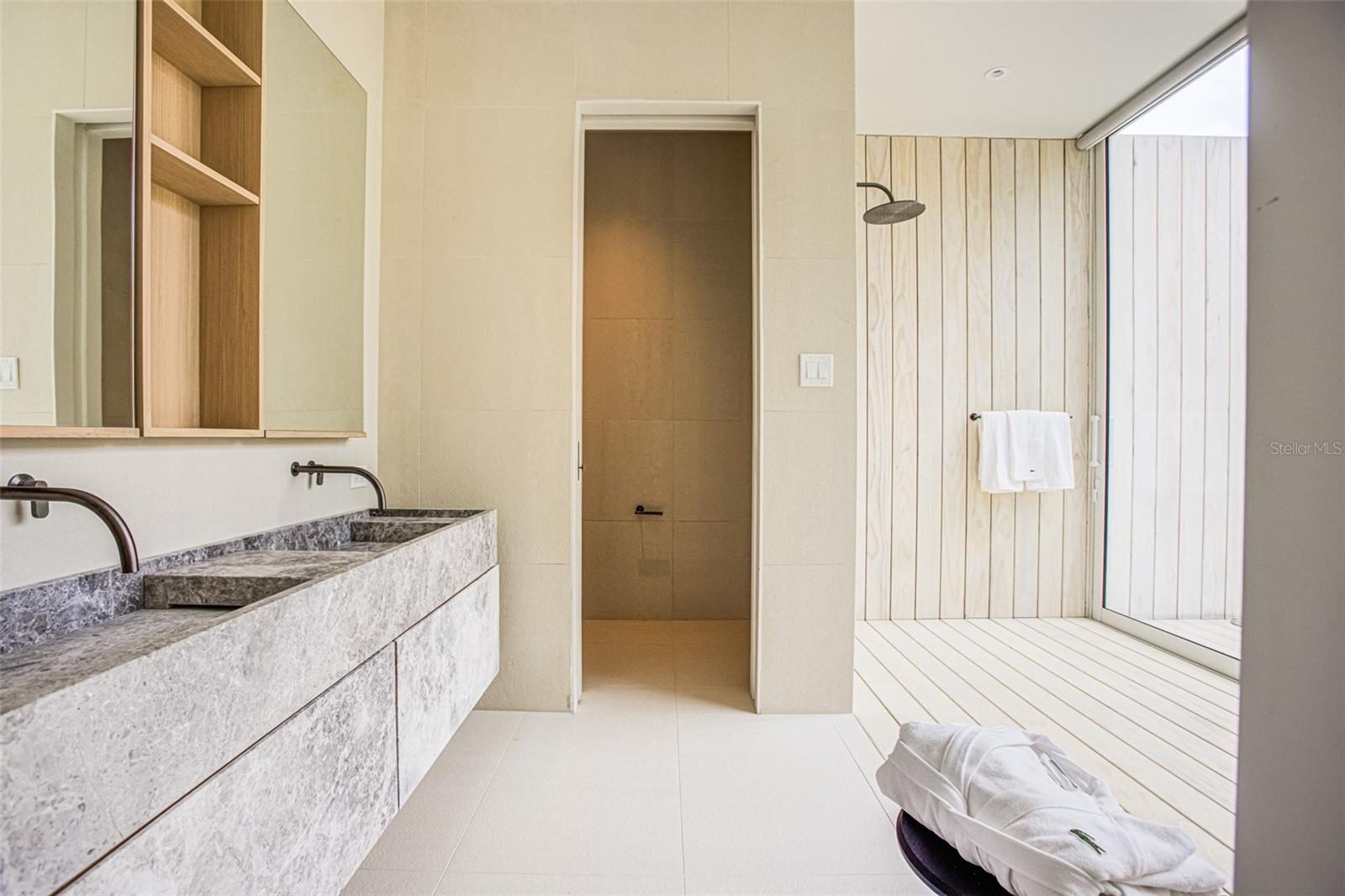 DORADO BEACH EAST - Residential