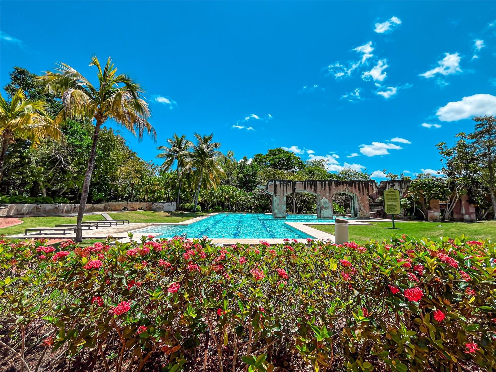 DORADO BEACH EAST - Residential