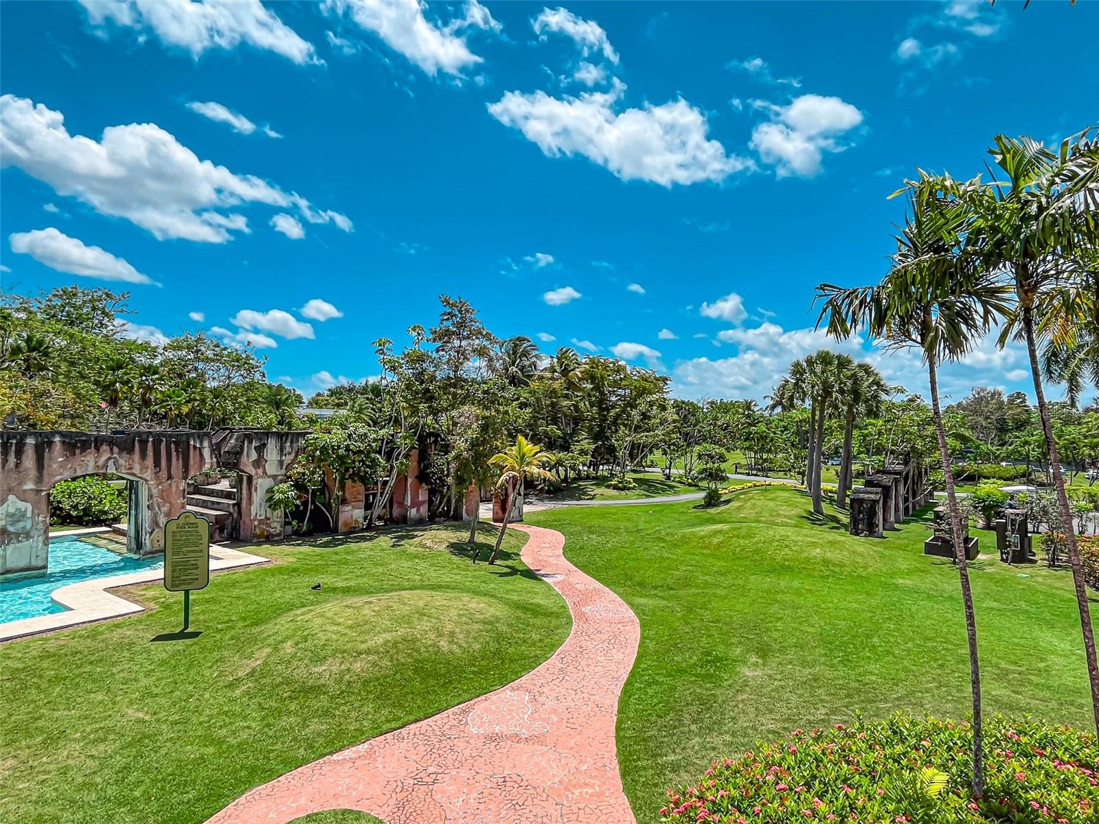 DORADO BEACH EAST - Residential