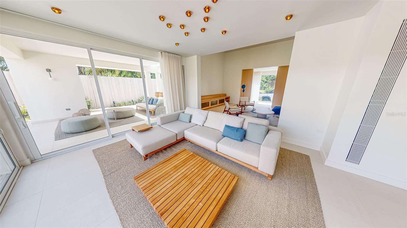 DORADO BEACH EAST - Residential