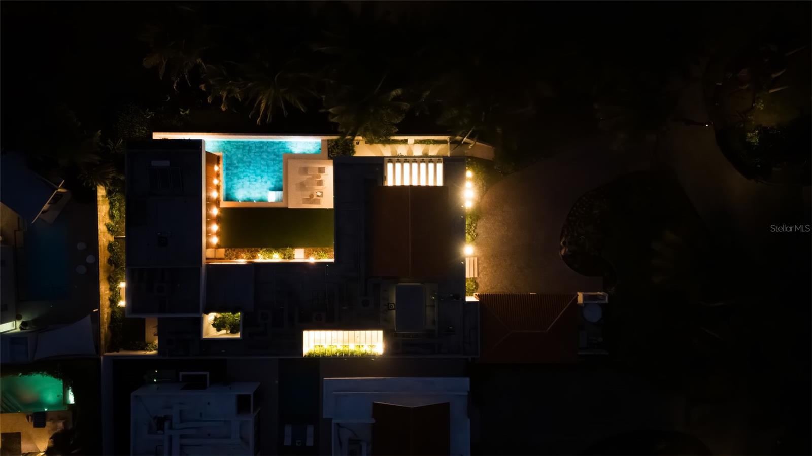 DORADO BEACH EAST - Residential