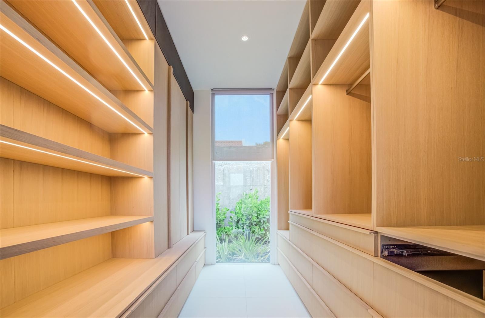 DORADO BEACH EAST - Residential