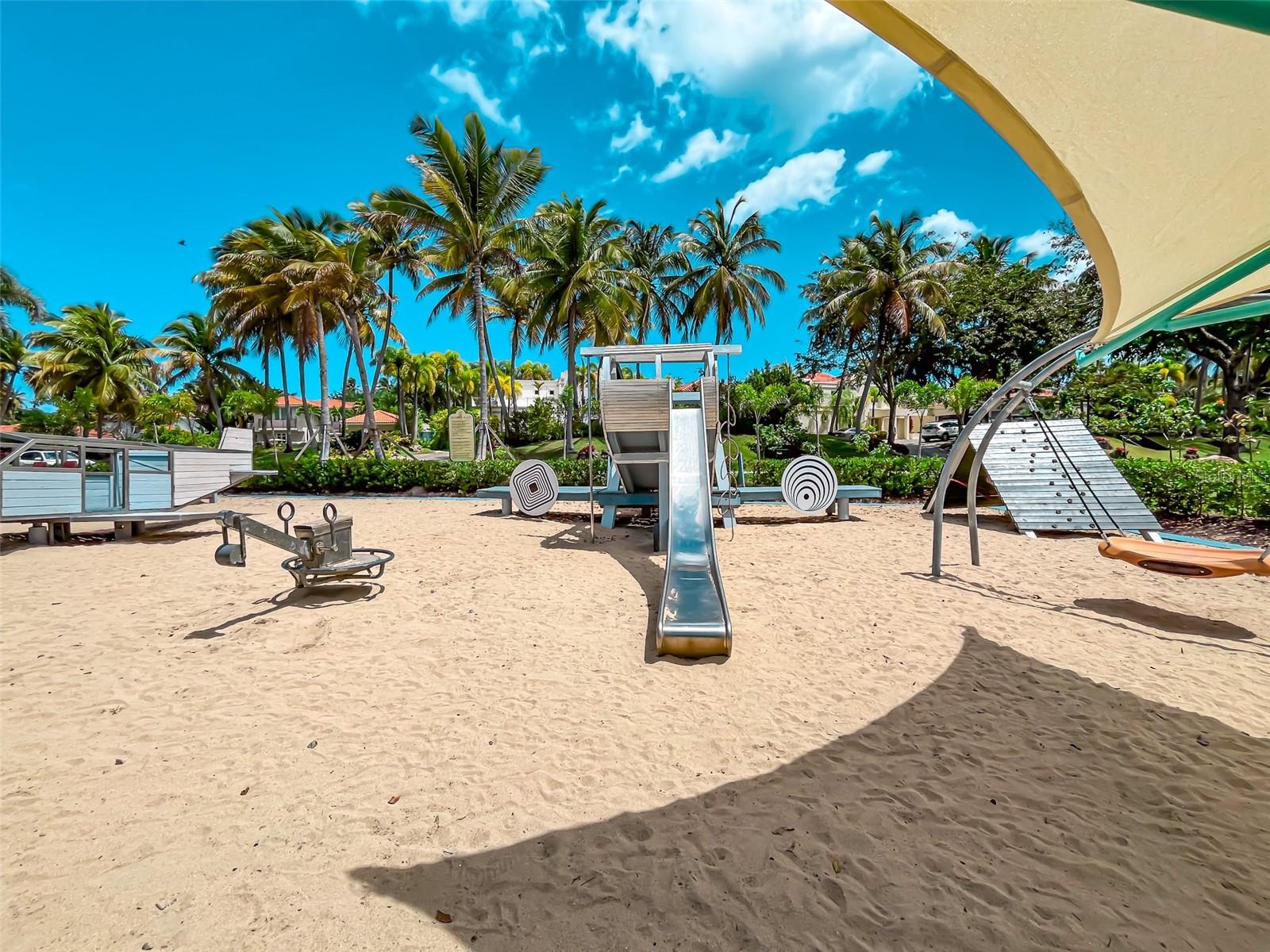 DORADO BEACH EAST - Residential