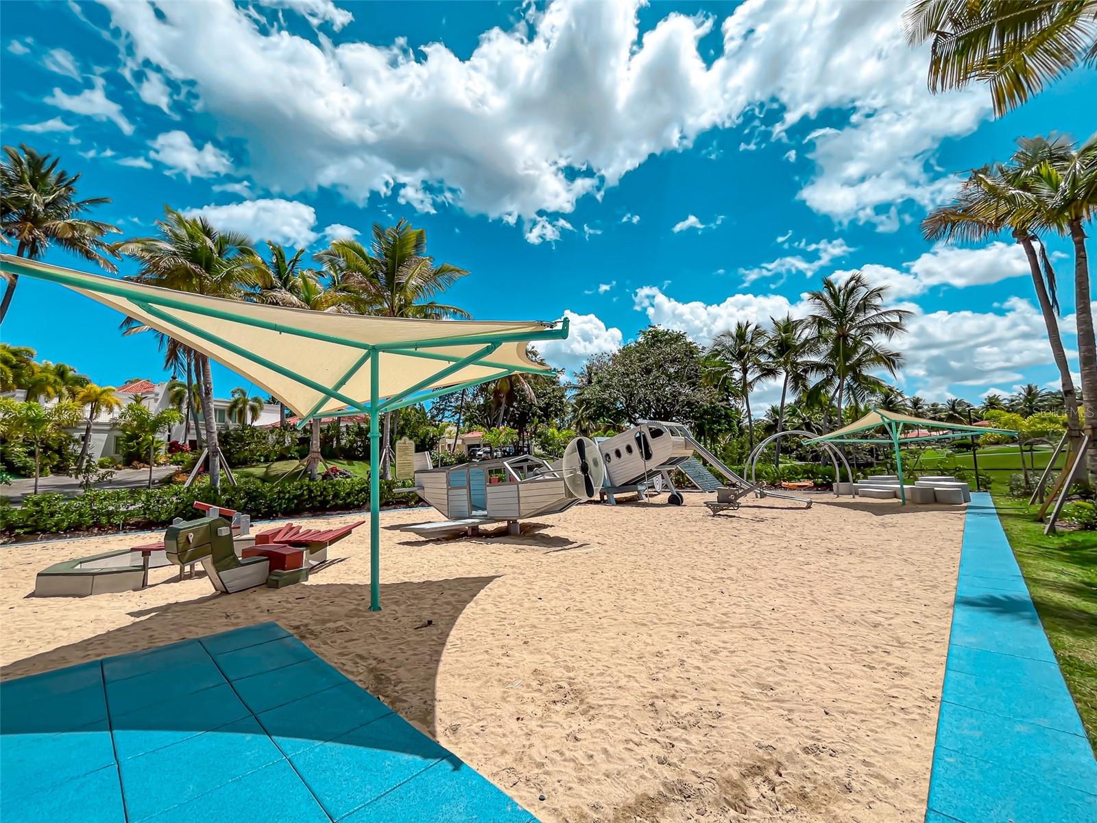 DORADO BEACH EAST - Residential