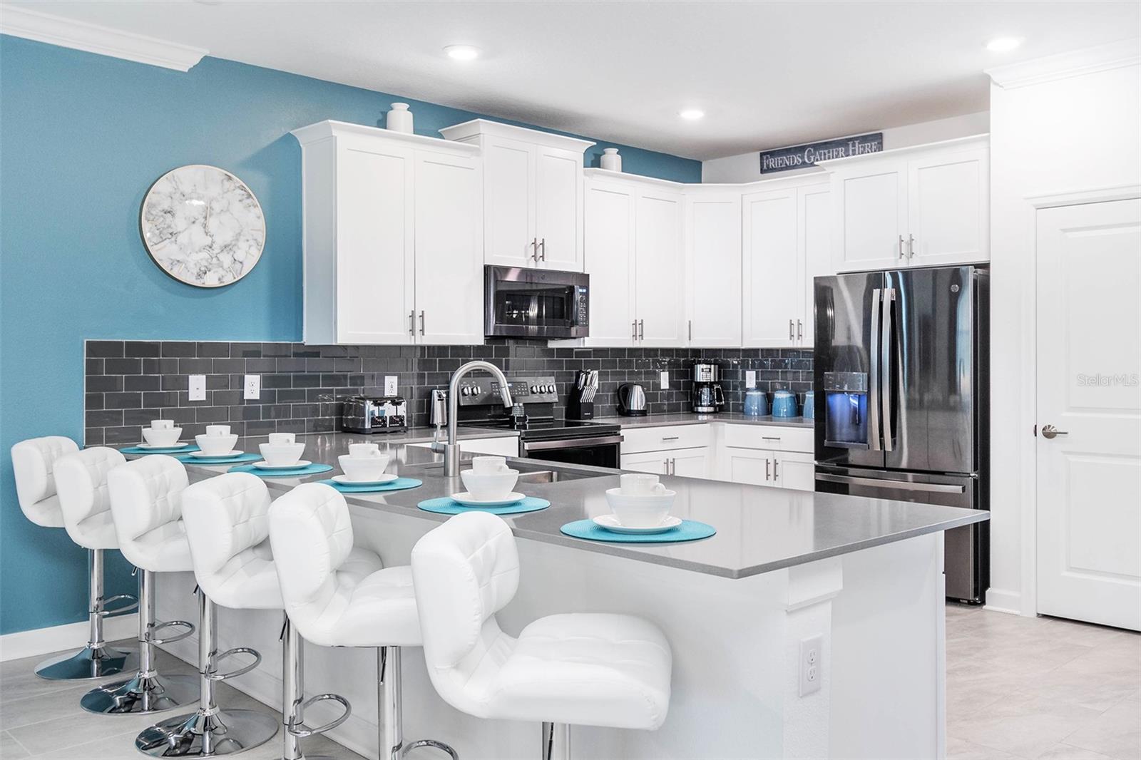 COVE AT STOREY LAKE III - Residential