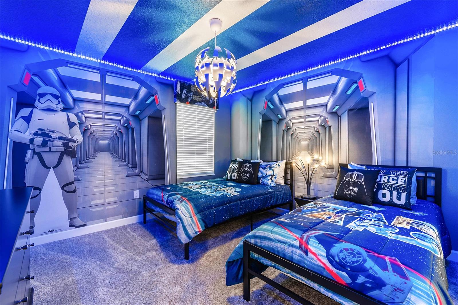 COVE AT STOREY LAKE III - Residential