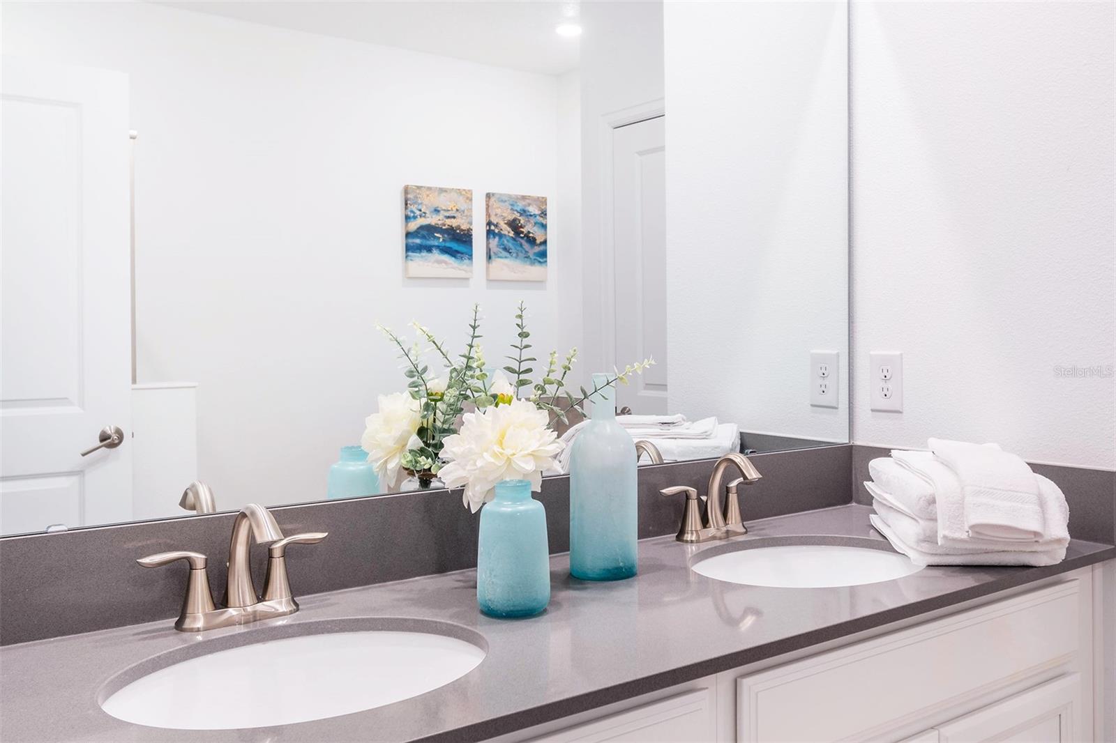 COVE AT STOREY LAKE III - Residential