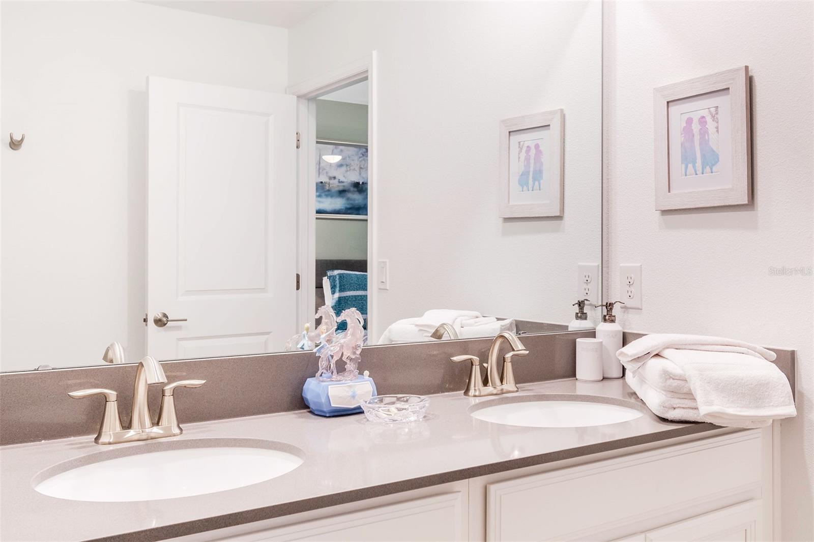 COVE AT STOREY LAKE III - Residential