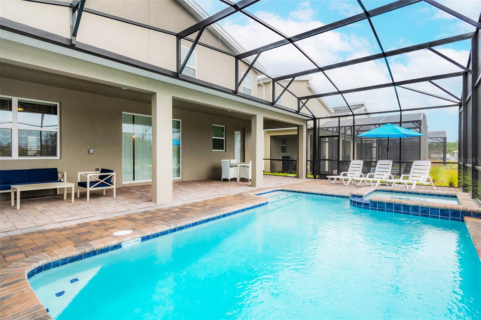 COVE AT STOREY LAKE III - Residential