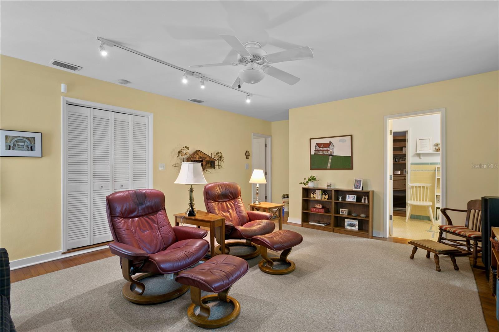 GRANADA TERRACE ADD - Residential