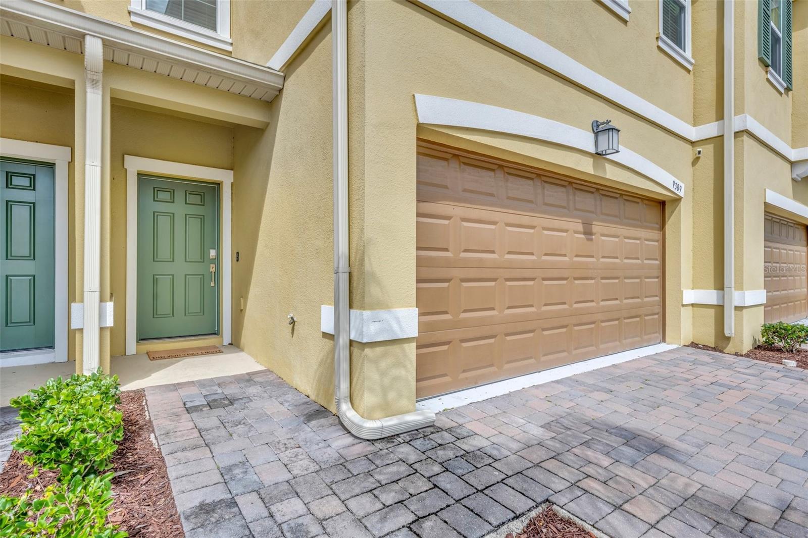9389 TECUMSEH DRIVE
