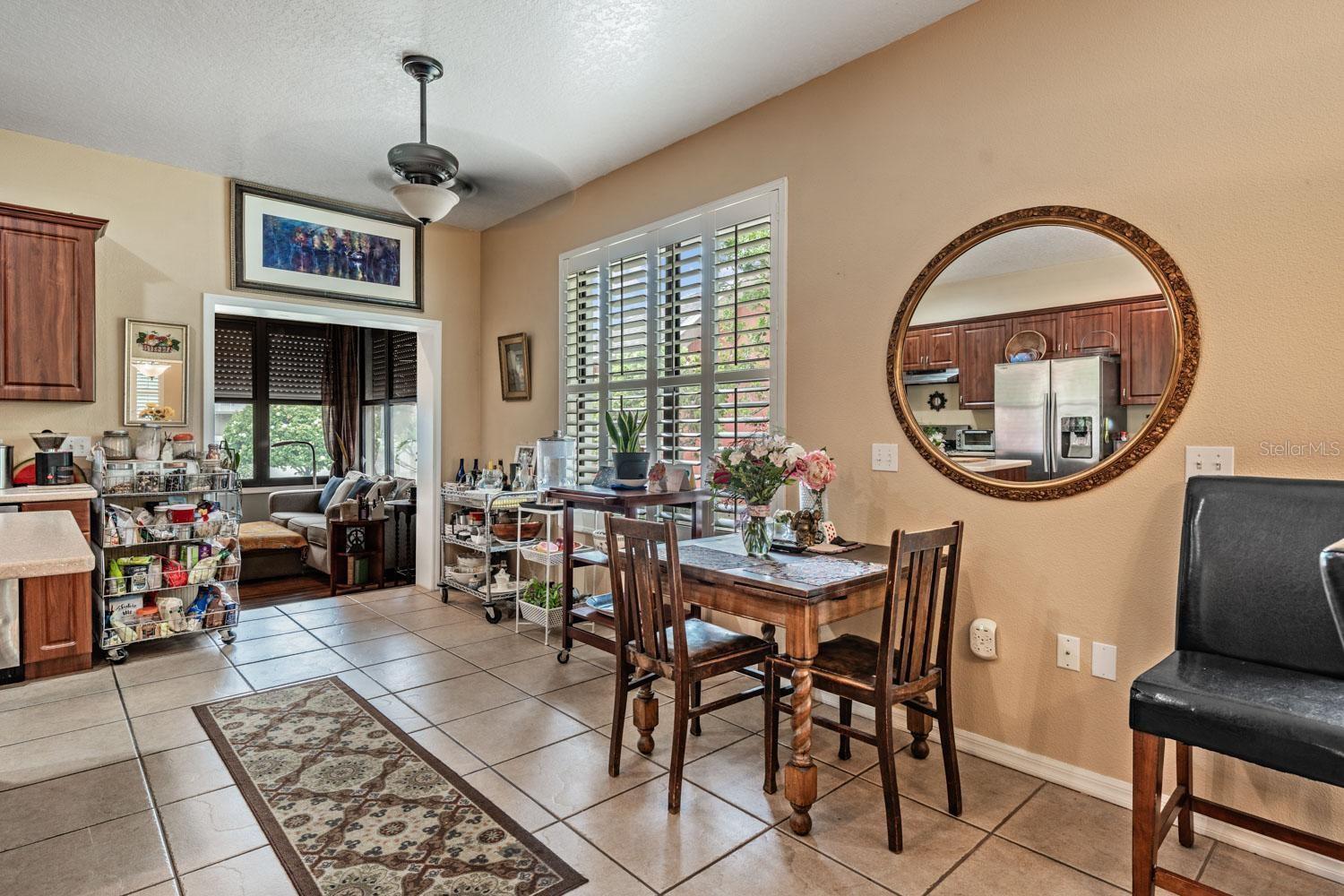 JUNES ACRES - Residential